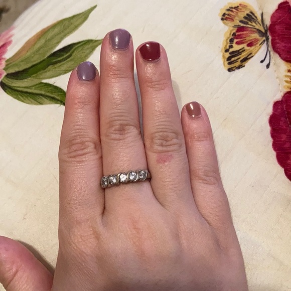 SILVER RING - Picture 3 of 3